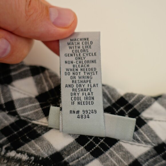 Catherines Gray Black Plaid Ribbed Sweater Over Button Front 1 Piece‎ Top 1X - Picture 10 of 10